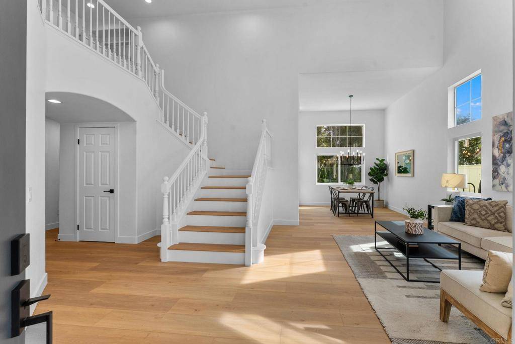 Oceanside, CA 92057,522 Lupine Way