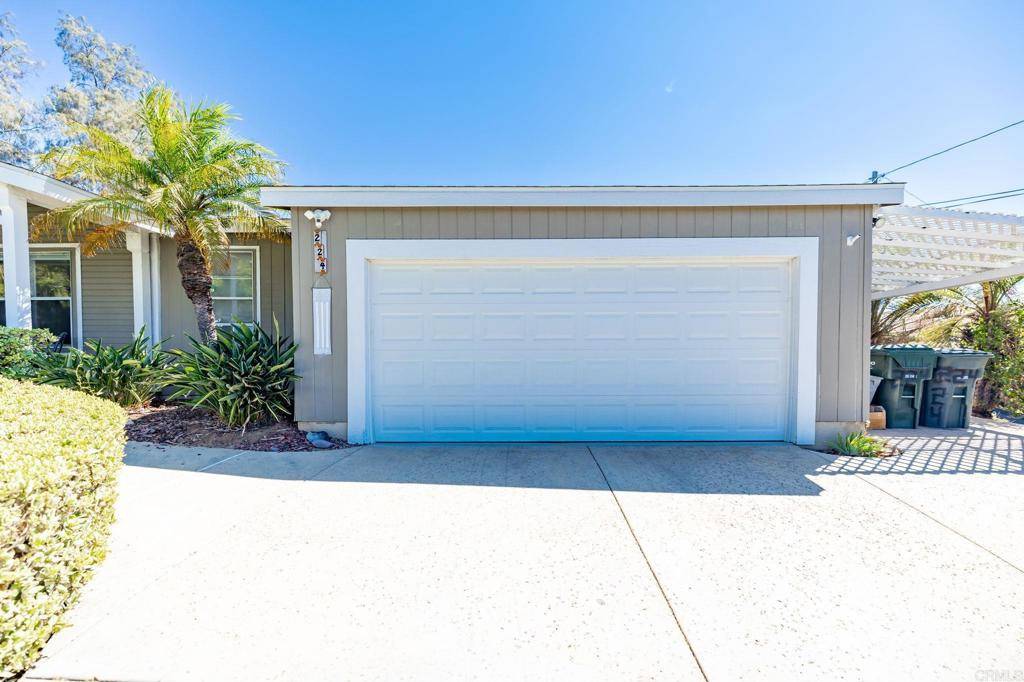 Vista, CA 92083,224 Astro CT