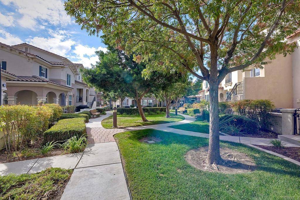 Temecula, CA 92591,40238 Rosewell CT