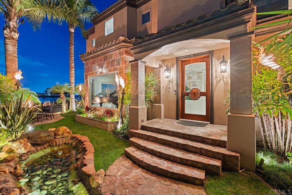 San Diego, CA 92109,2741 Bayside WALK