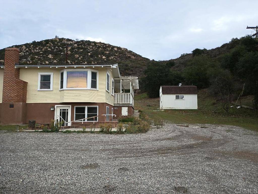 Escondido, CA 92027,3161 Shue PL