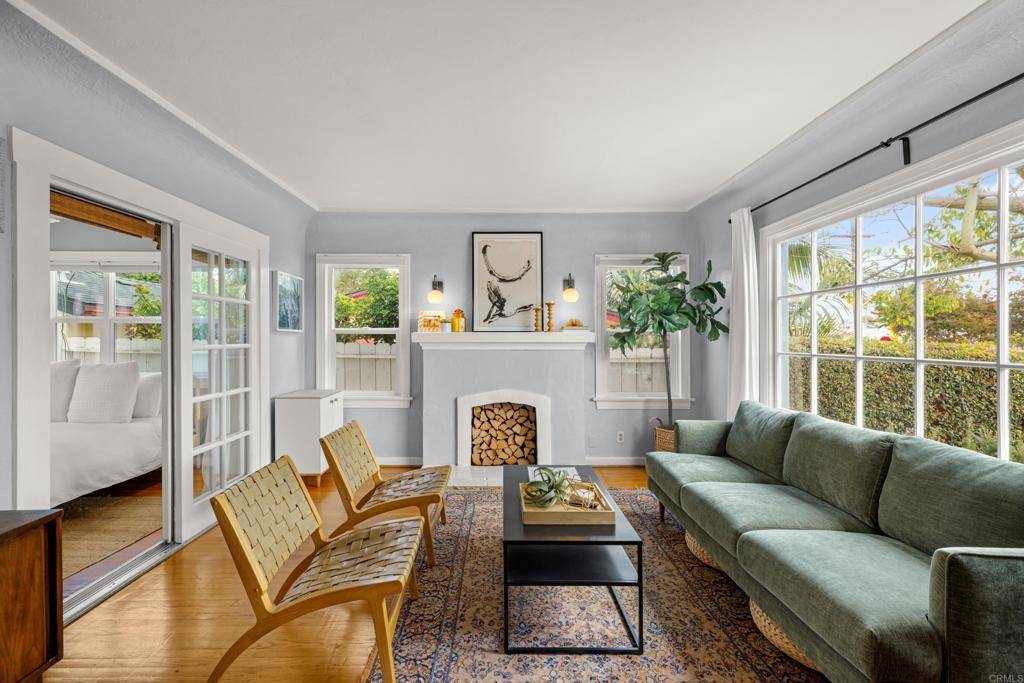 San Diego, CA 92104,3274 Redwood Street