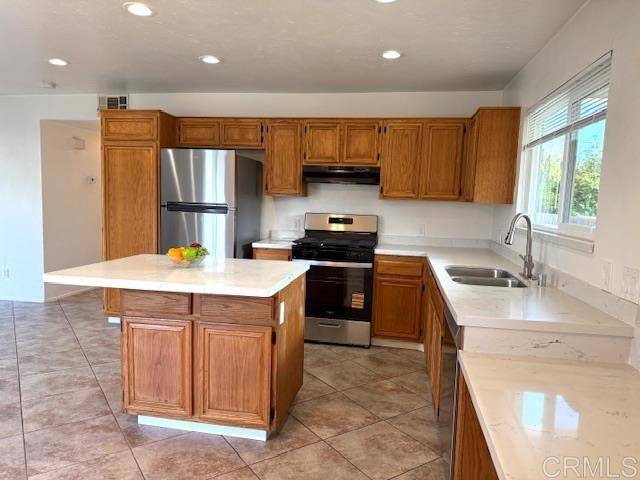 San Marcos, CA 92069,635 Woodward ST #A