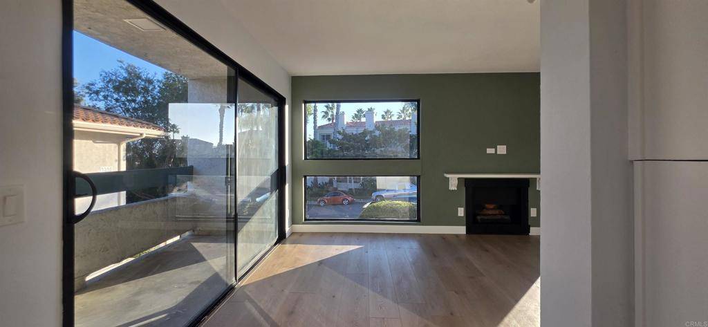 Carlsbad, CA 92009,2306 Altisma Way #116