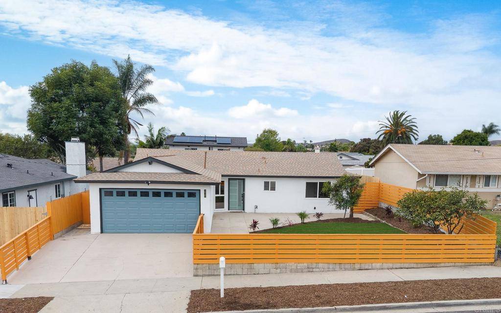 Oceanside, CA 92057,4949 Luna DR