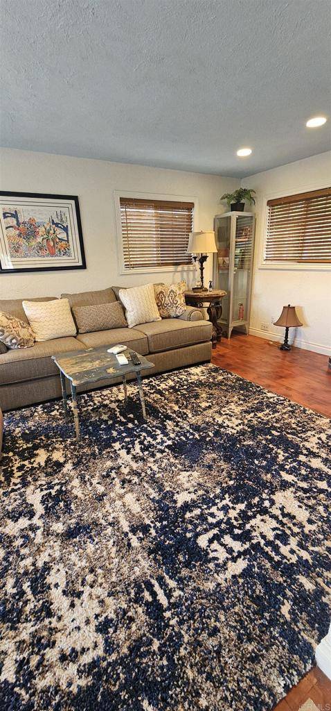 Fallbrook, CA 92028,405 Solana Real