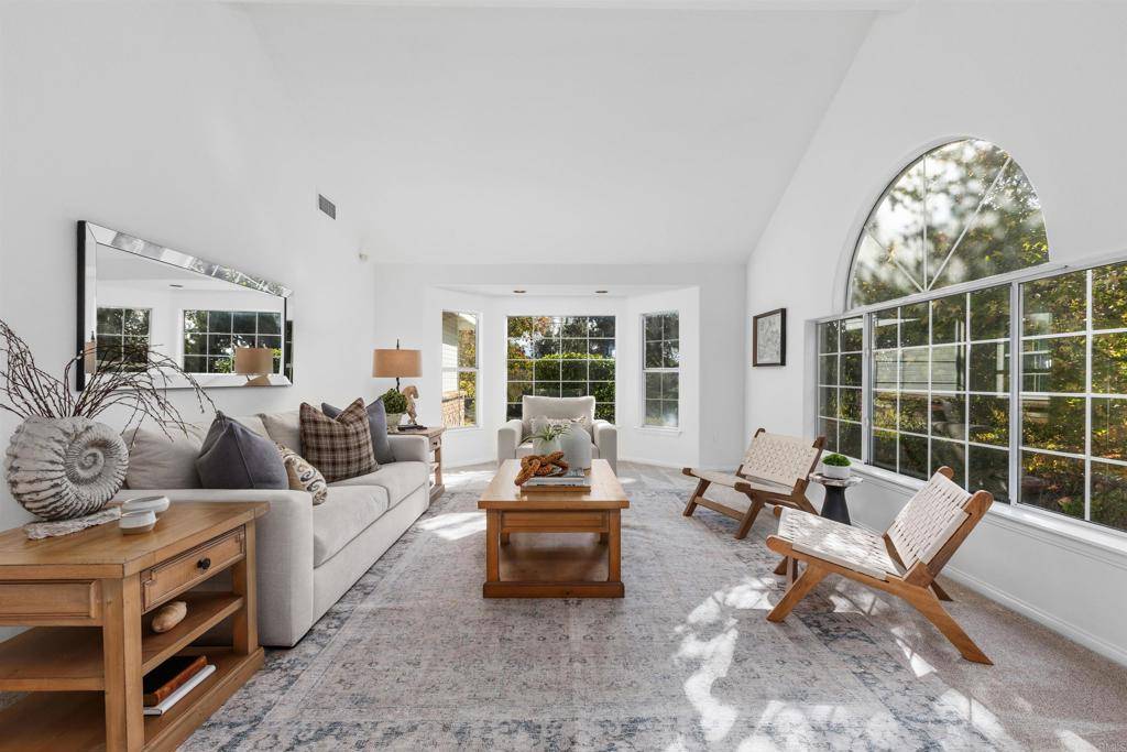 Fallbrook, CA 92028,1474 Via Encinos Drive