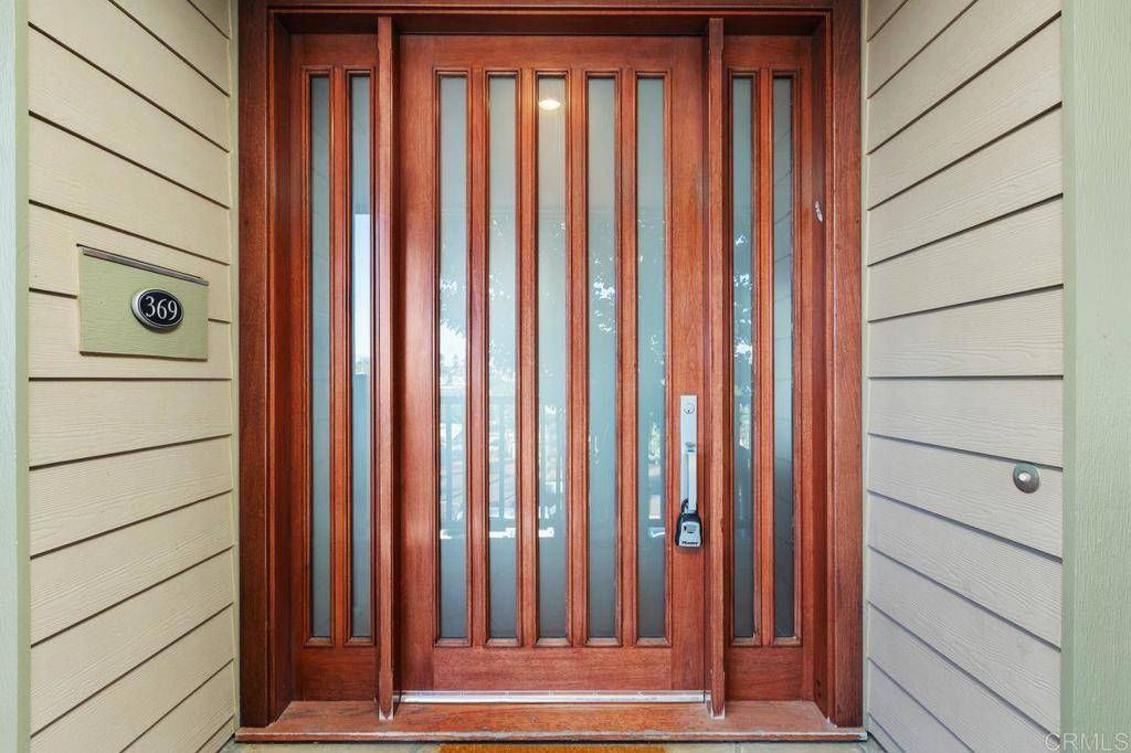 Encinitas, CA 92024,369 W I ST