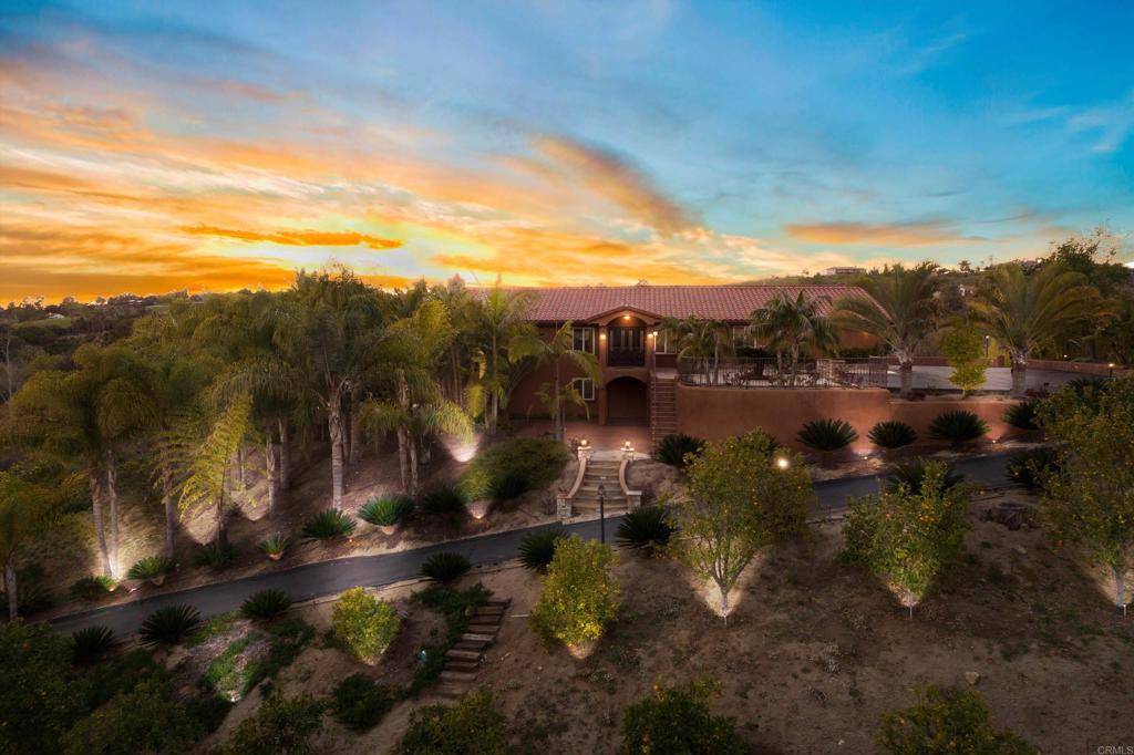 Fallbrook, CA 92028,2440 Los Alisos