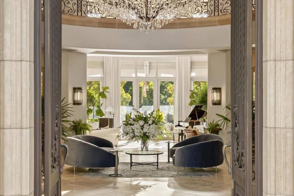 Rancho Santa Fe, CA 92067,6853 Rancho Valencia Rd.