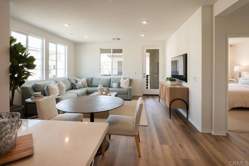 Chula Vista, CA 91910,515 Avenida Centro #101