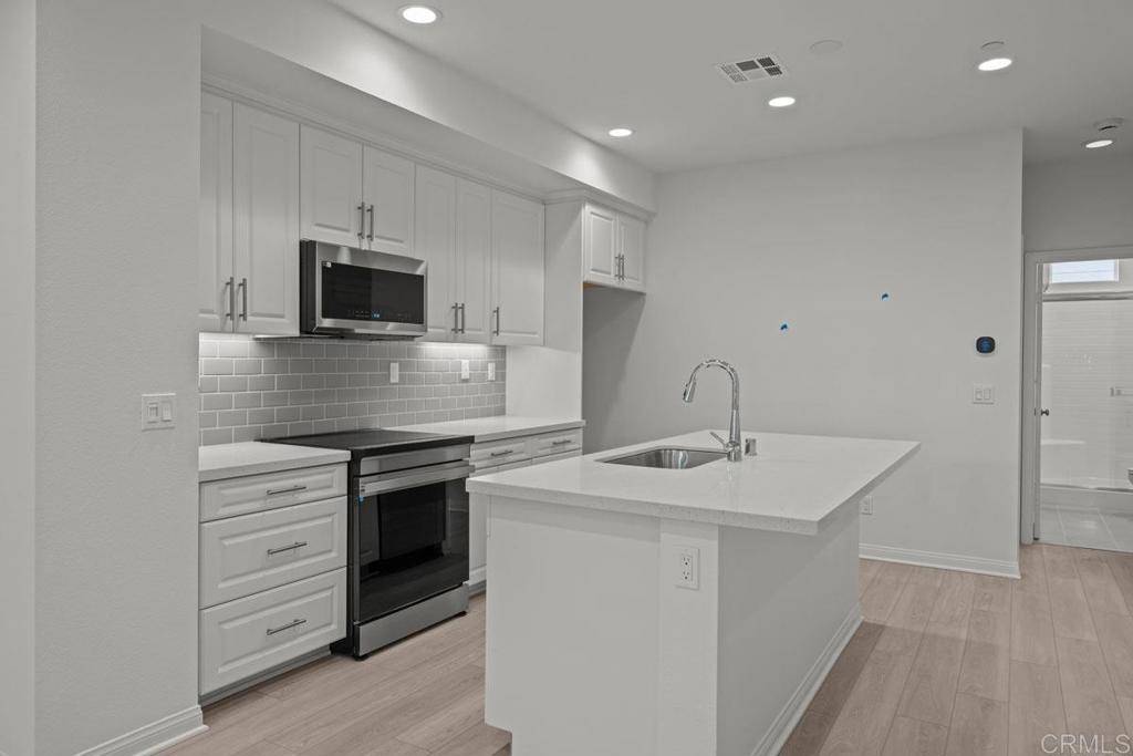 El Cajon, CA 92020,520 Cobblestone CT