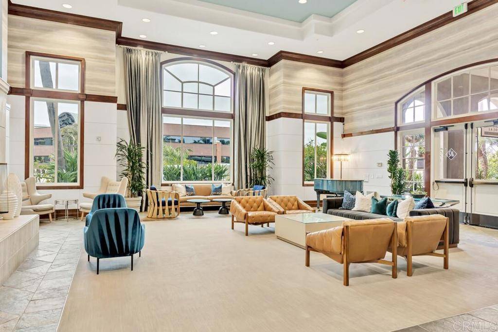 La Jolla, CA 92037,9253 Regents RD #A203