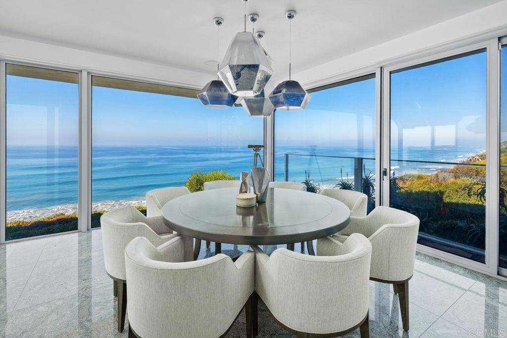 Encinitas, CA 92024,806 4th ST