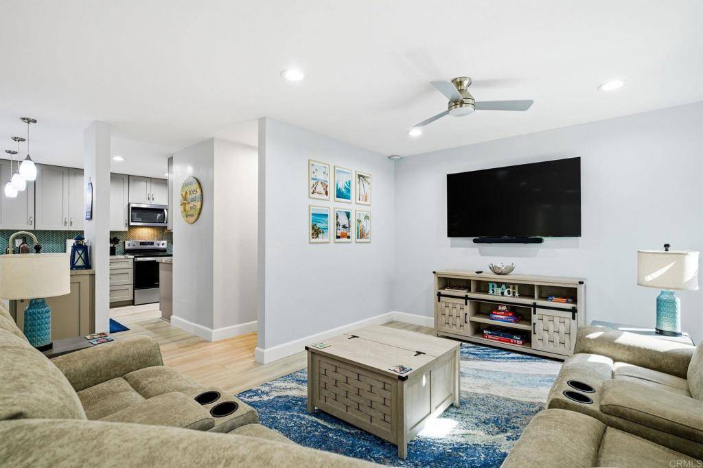 Carlsbad, CA 92008,4021 Layang Layang CIR #A