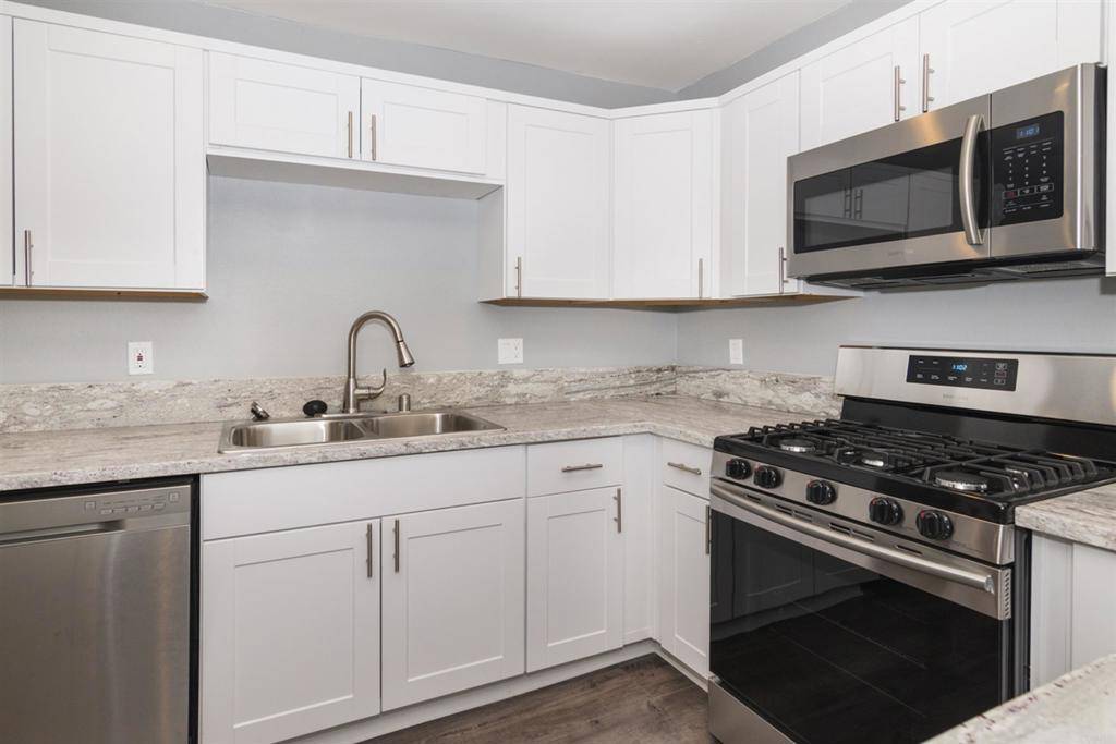 Santee, CA 92071,10760 N Magnolia AVE #B6