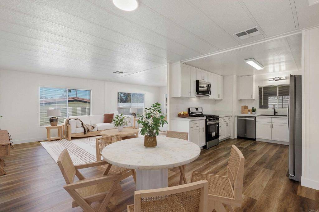 Vista, CA 92081,2130 Sunset DR #55