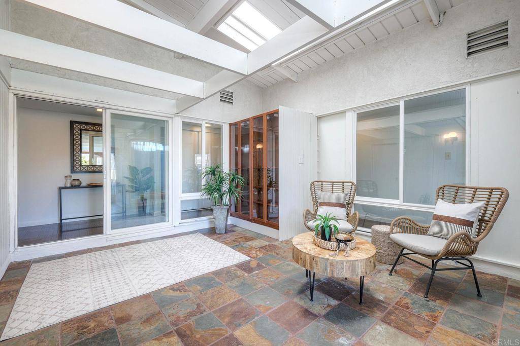 San Diego, CA 92119,8835 Lake Ashmere DR