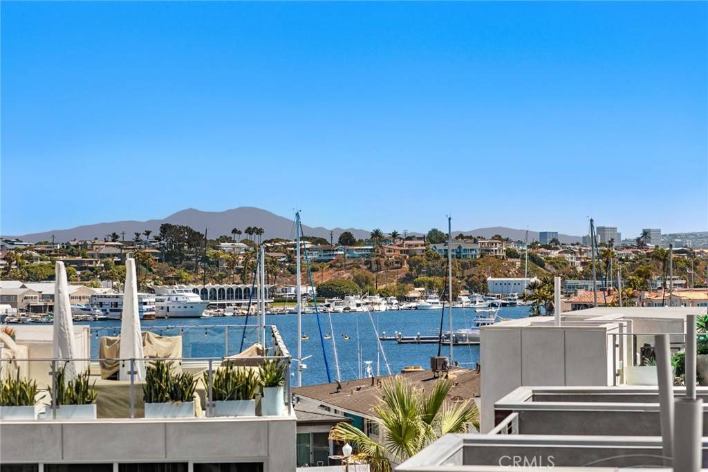 Newport Beach, CA 92663,3005 Via Malaga