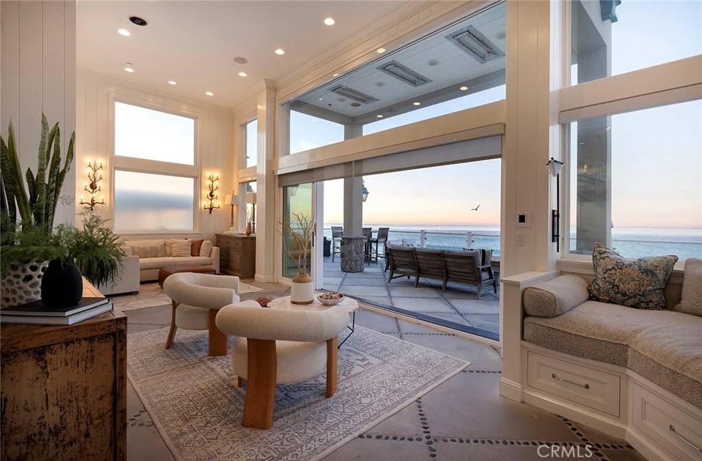 Dana Point, CA 92624,35767 Beach RD
