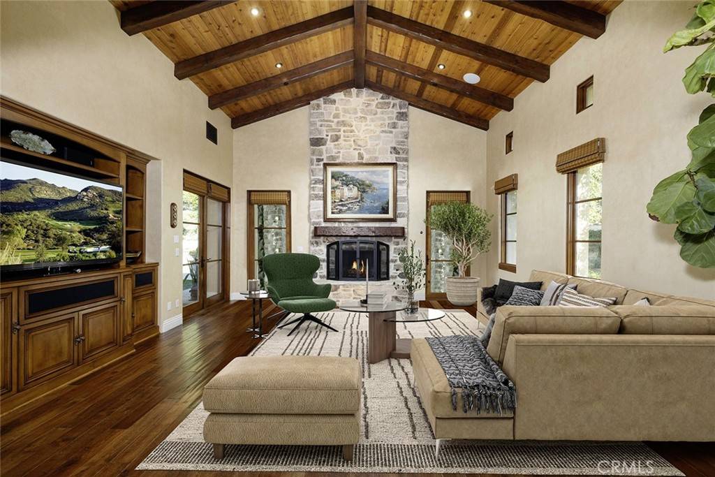 Irvine, CA 92603,50 Copper Creek