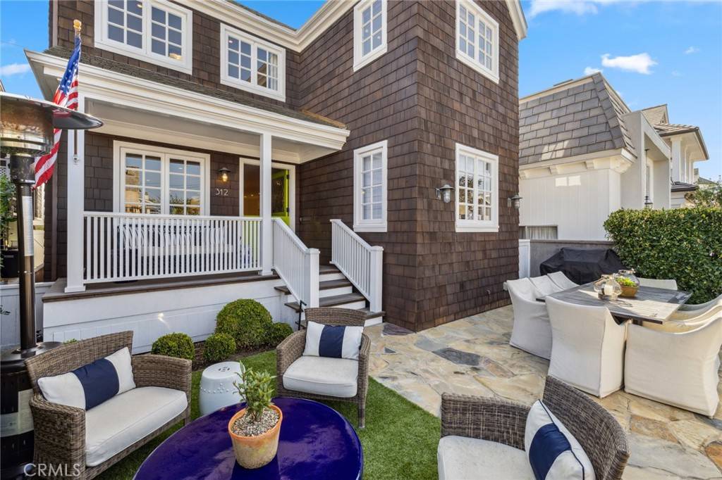 Newport Beach, 92662,312 RUBY AVENUE