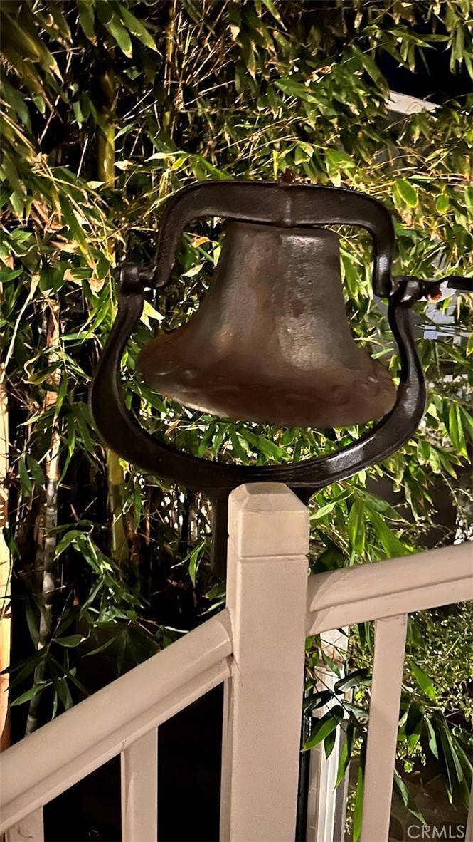 Newport Beach, CA 92660,66 Beacon Bay