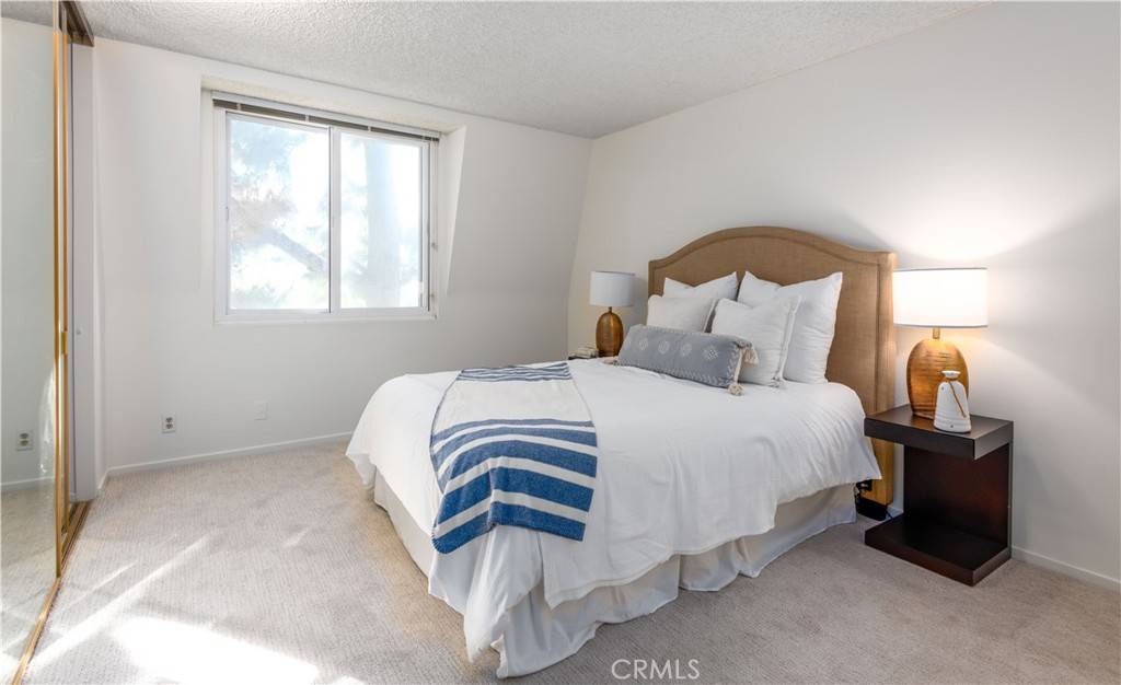 Playa Del Rey, CA 90293,8635 Falmouth AVE #301