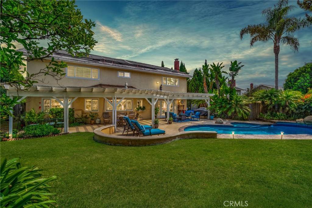 Newport Beach, CA 92660,2307 Windward LN