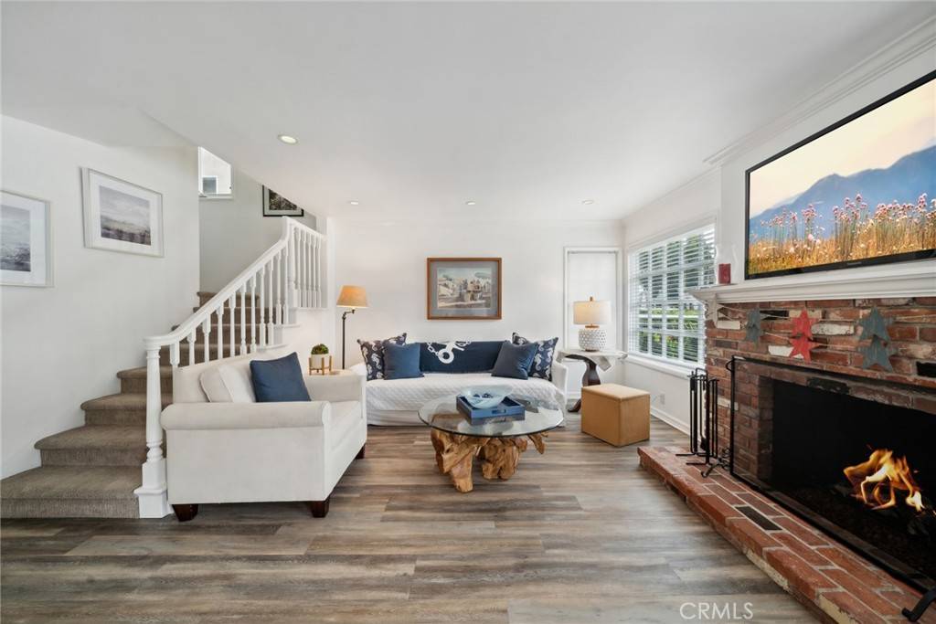Newport Beach, CA 92662,117 Amethyst AVE