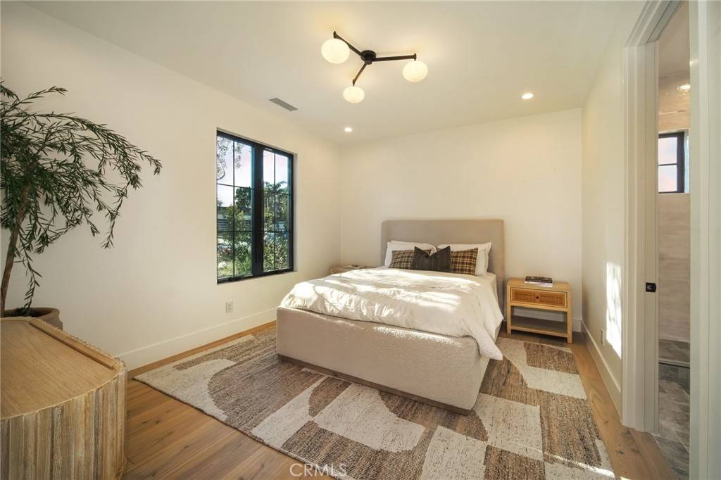 Costa Mesa, CA 92627,266 Cecil PL