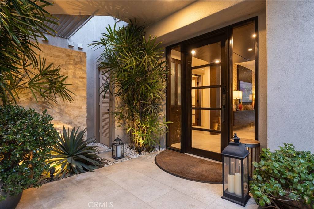 Newport Beach, CA 92660,45 Ocean Vista