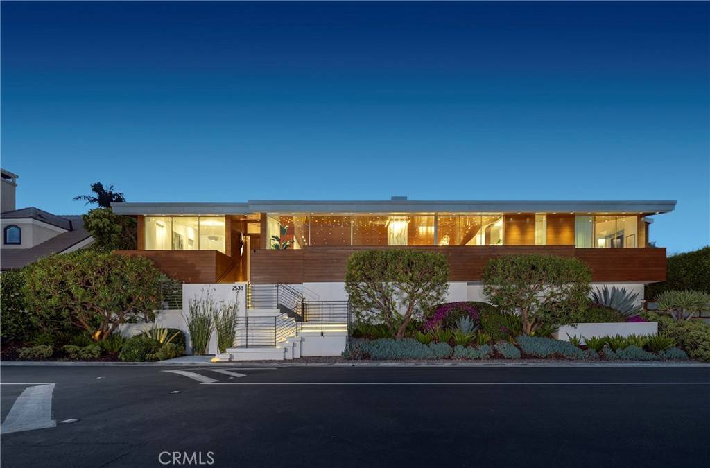 Laguna Beach, CA 92651,2538 Monaco DR