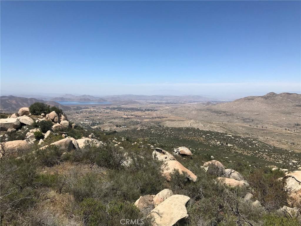Hemet, CA 92544,1 Oak Drive