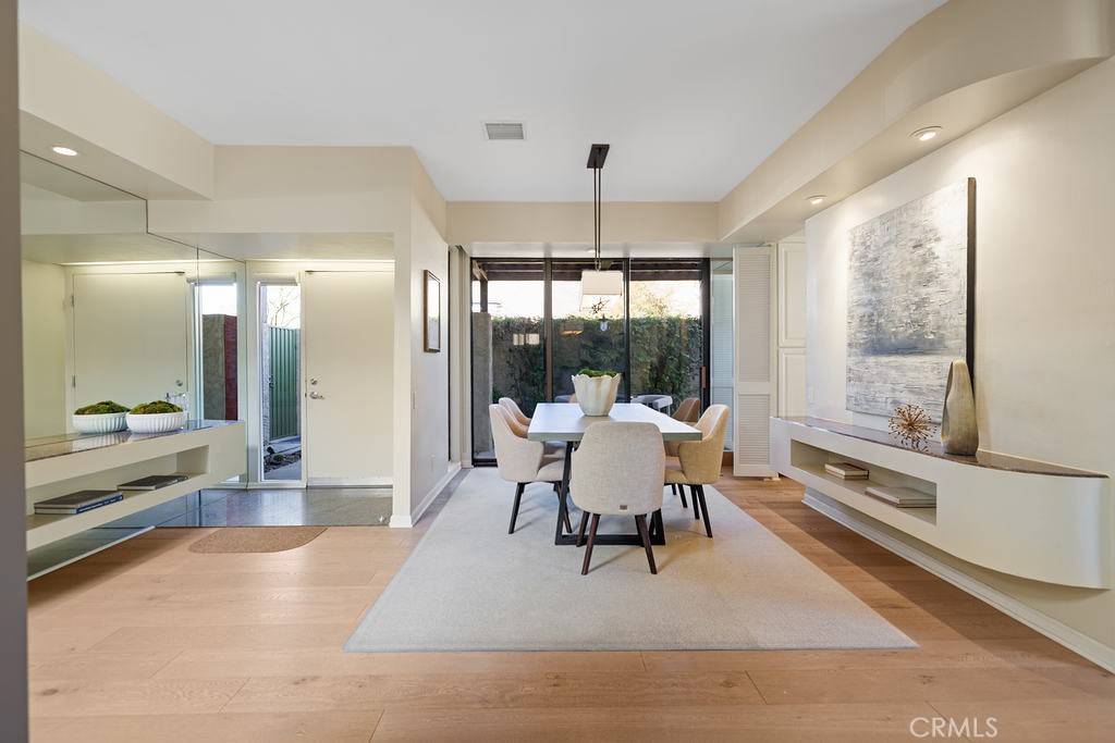 Palm Springs, CA 92262,240 N Hermosa DR