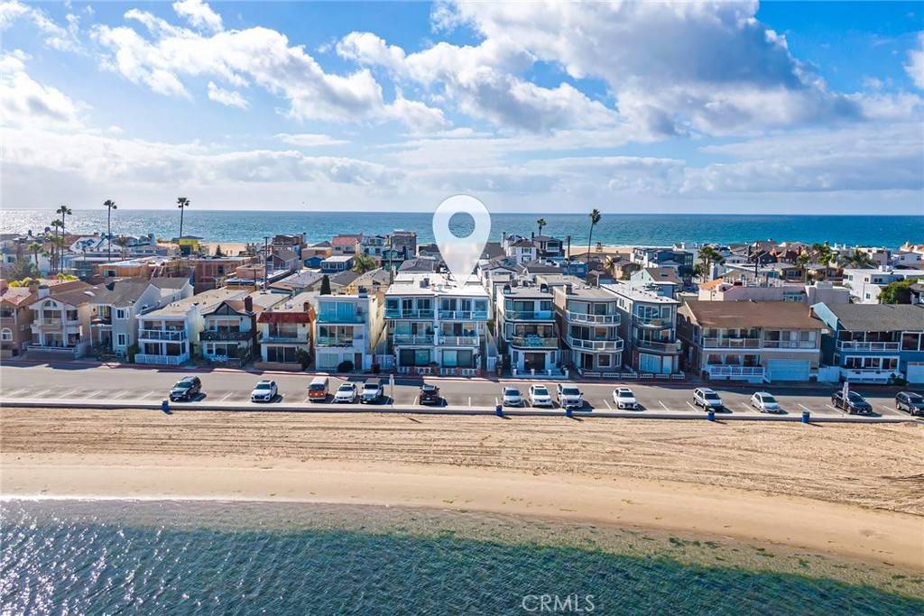 Newport Beach, CA 92663,1817 W Bay AVE #B