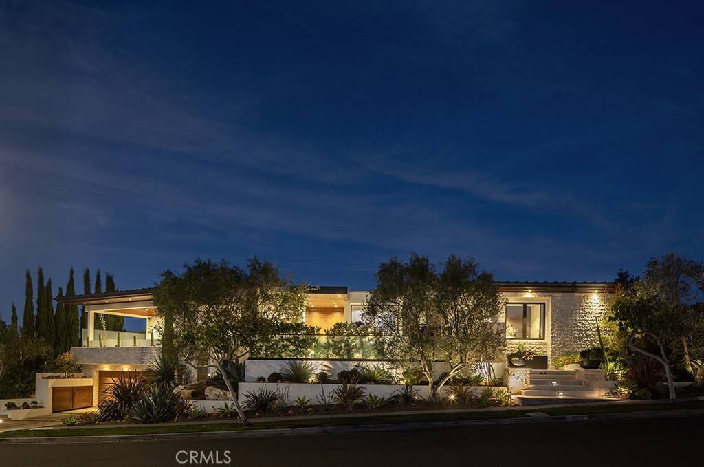 Corona Del Mar, CA 92625,4512 Roxbury RD