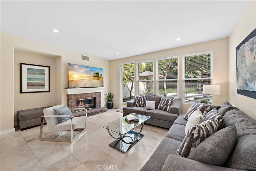 9 AGOSTINO Newport Coast, CA 92657
