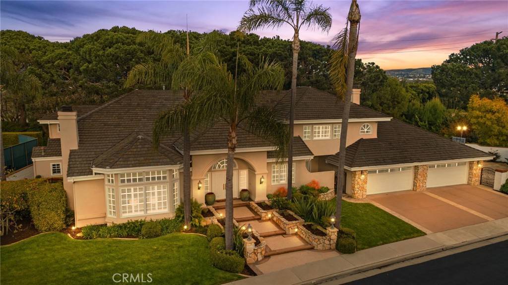 Newport Beach, CA 92660,4 Huntington CT