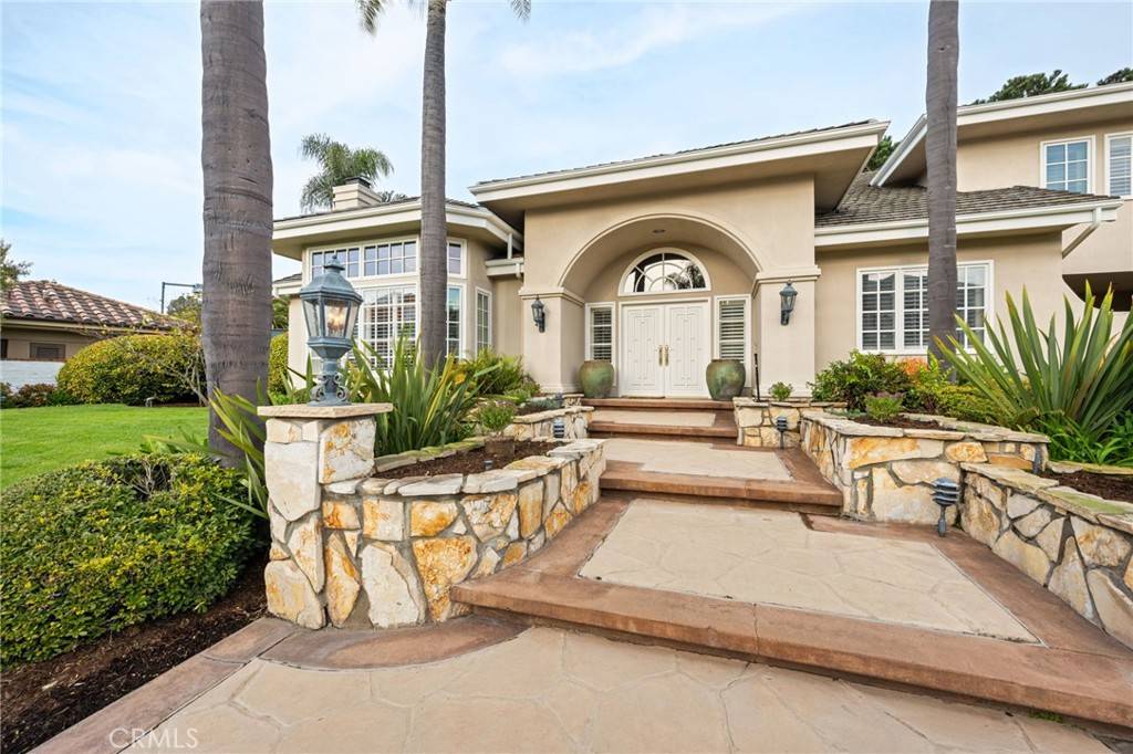 Newport Beach, CA 92660,4 Huntington CT