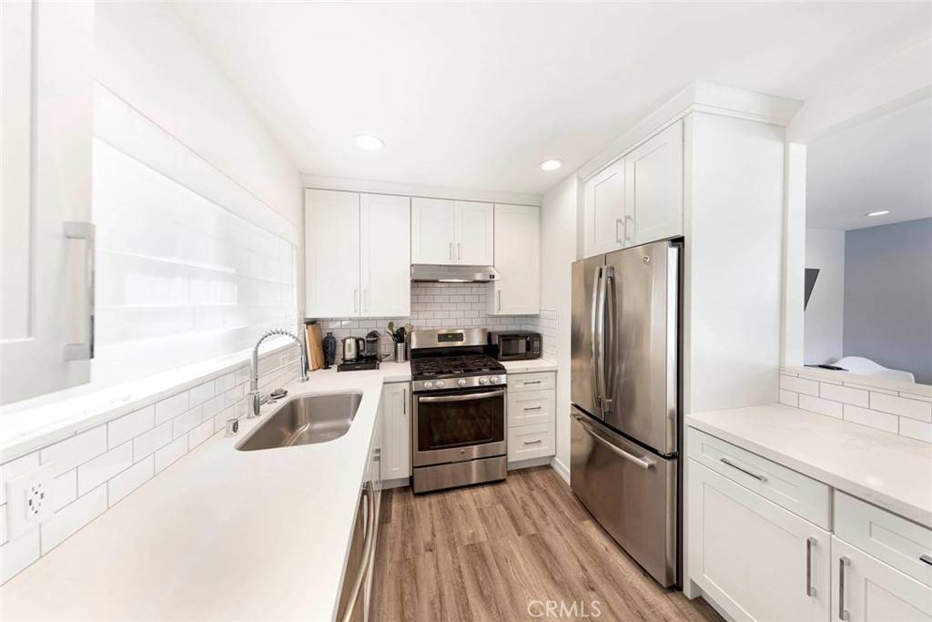 Newport Beach, CA 92661,207 Cypress ST #A