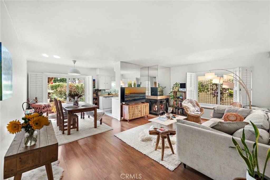 Venice, CA 90291,325 Windward AVE