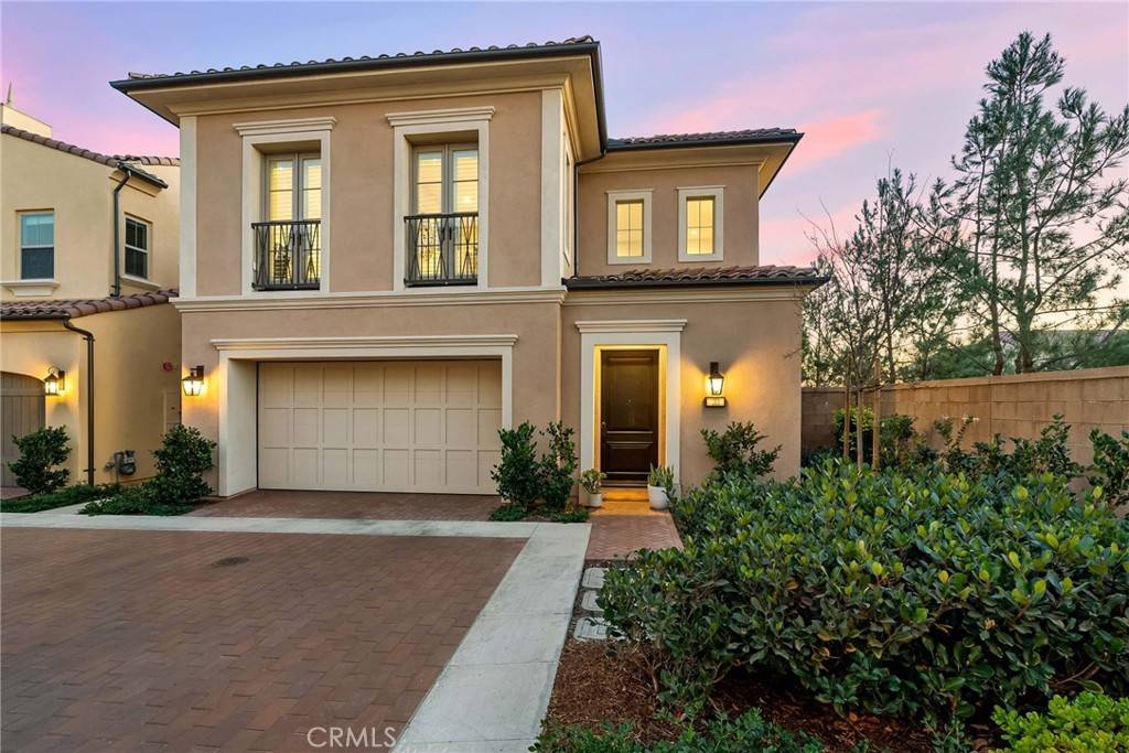 Irvine, CA 92618,188 Plum Lily