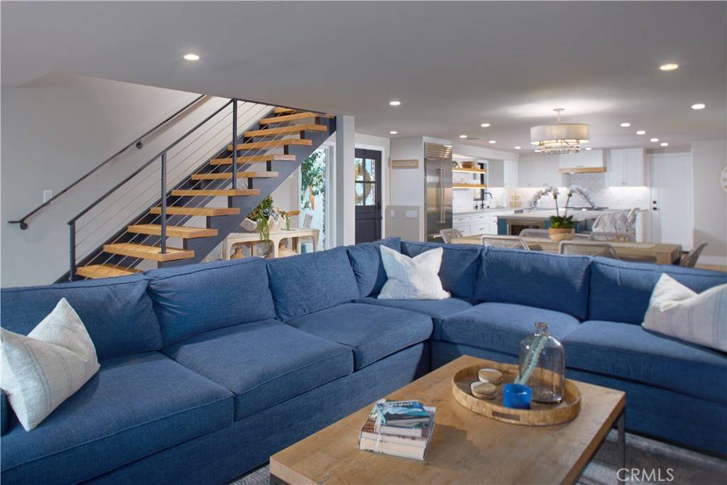 Newport Beach, CA 92663,3601 Finley AVE