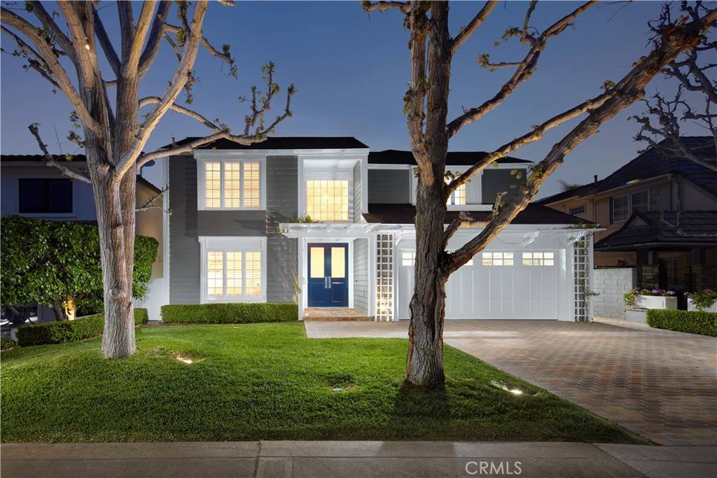 Newport Beach, CA 92660,736 Harbor Island DR