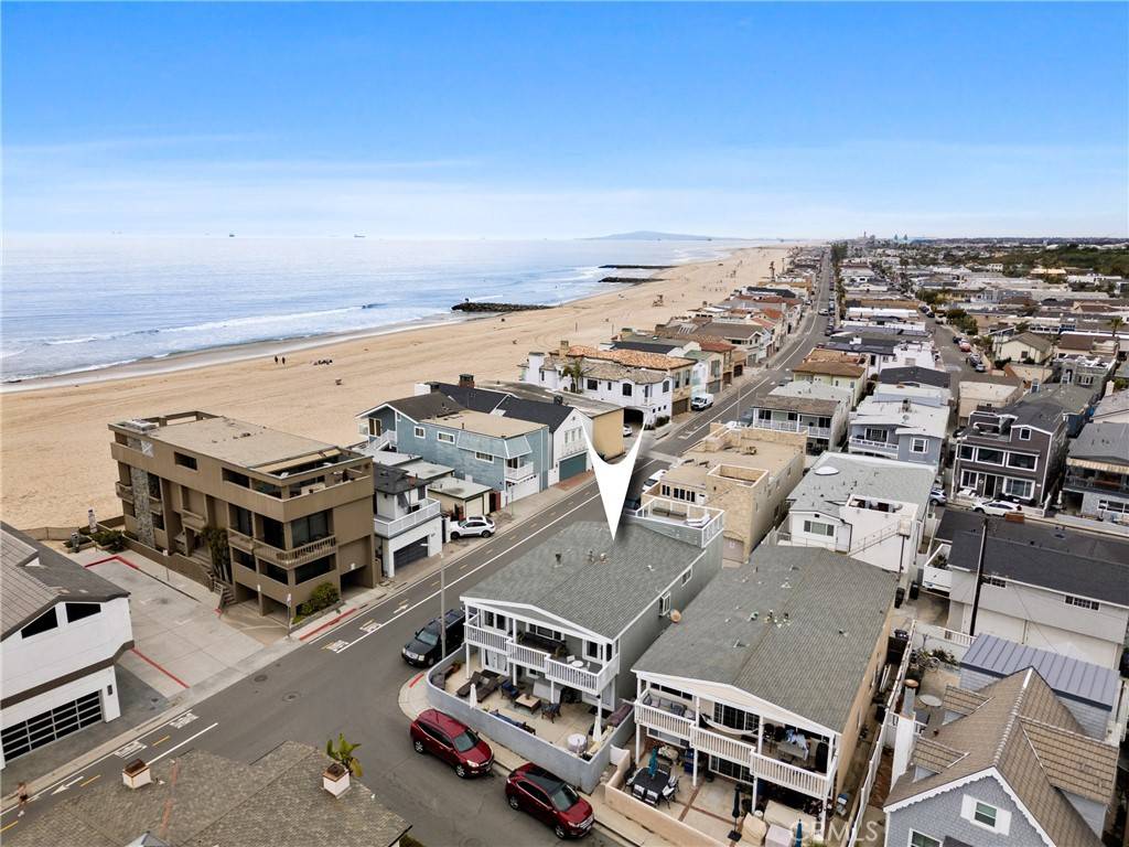 Newport Beach, CA 92663,4404 Seashore DR