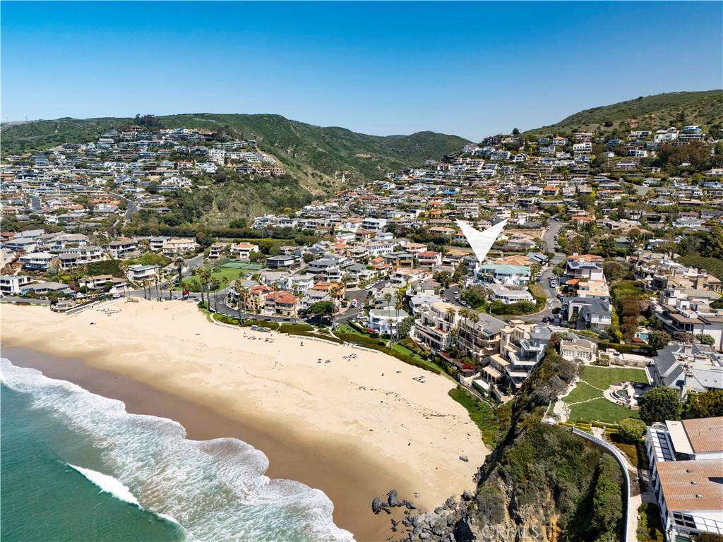 Laguna Beach, CA 92651,13 Emerald Bay