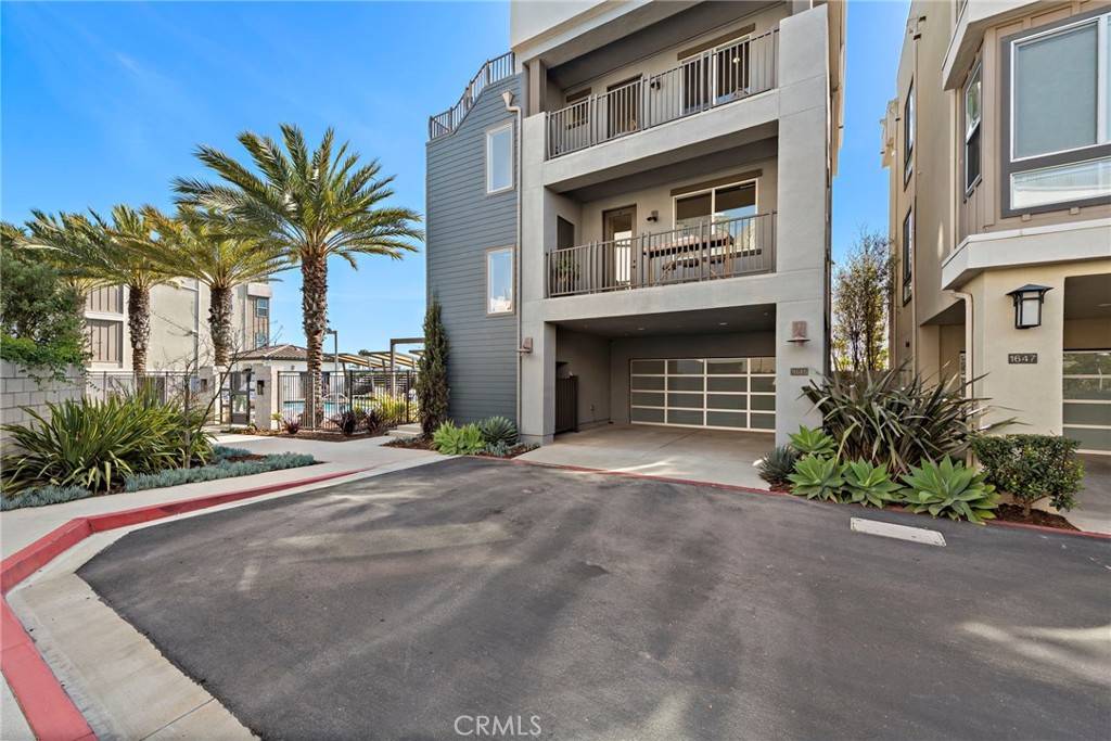 Costa Mesa, CA 92627,1645 Pocomo WAY