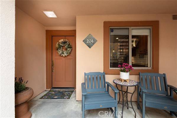 Newport Beach, CA 92660,204 Villa Point DR