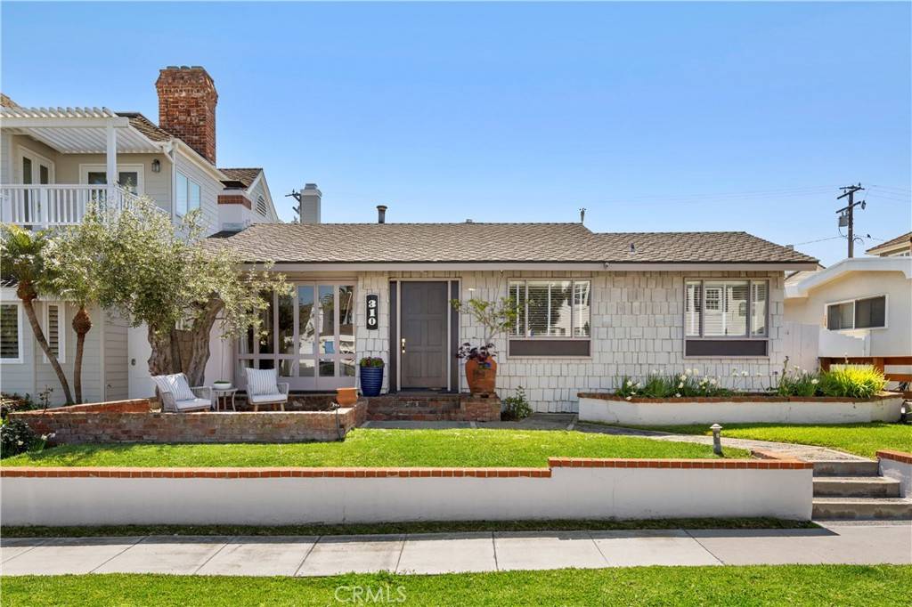 Corona Del Mar, CA 92625,310 Marigold AVE